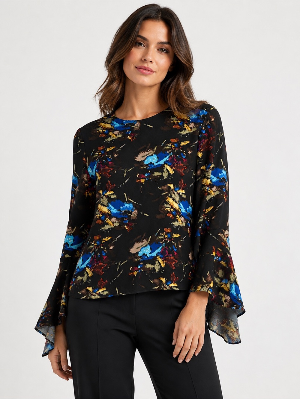 🌺 Carmen Marc Valvo Abstract Print Bell Sleeve Blouse
